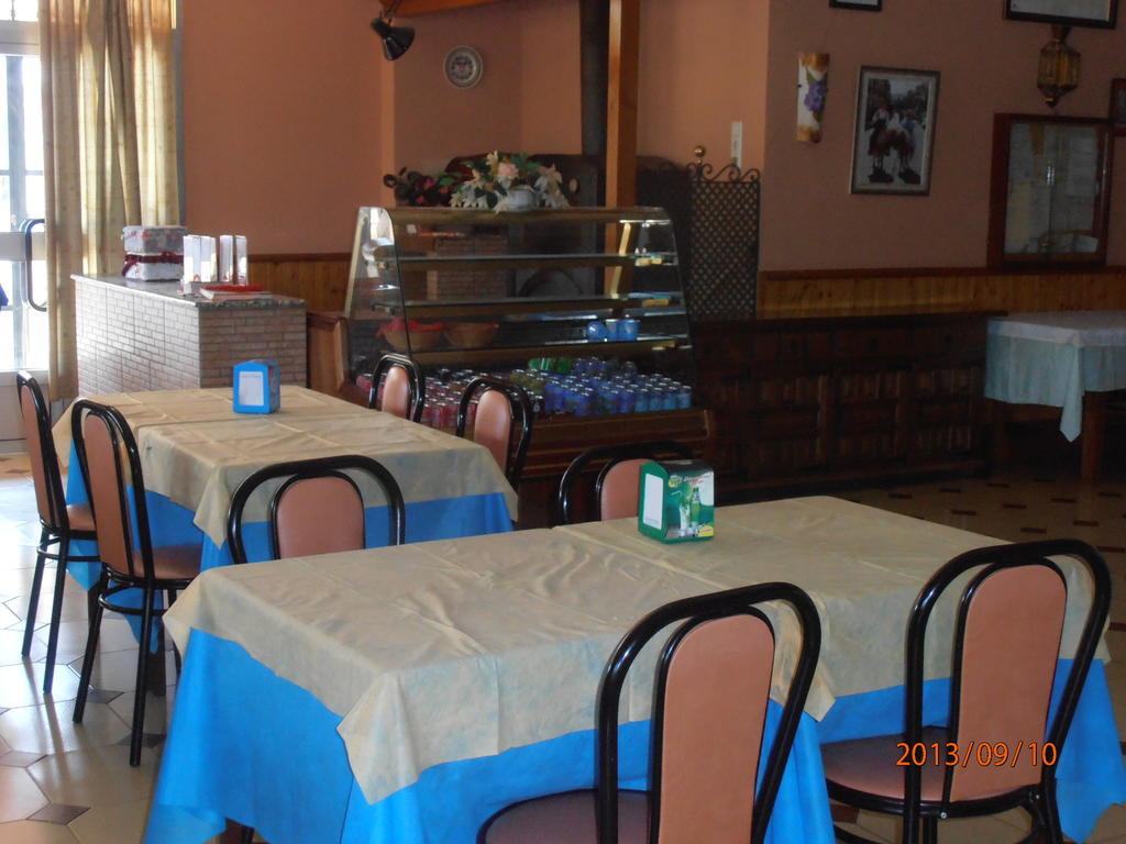 Hostal Restaurante Las Rejas Archidona Eksteriør bilde